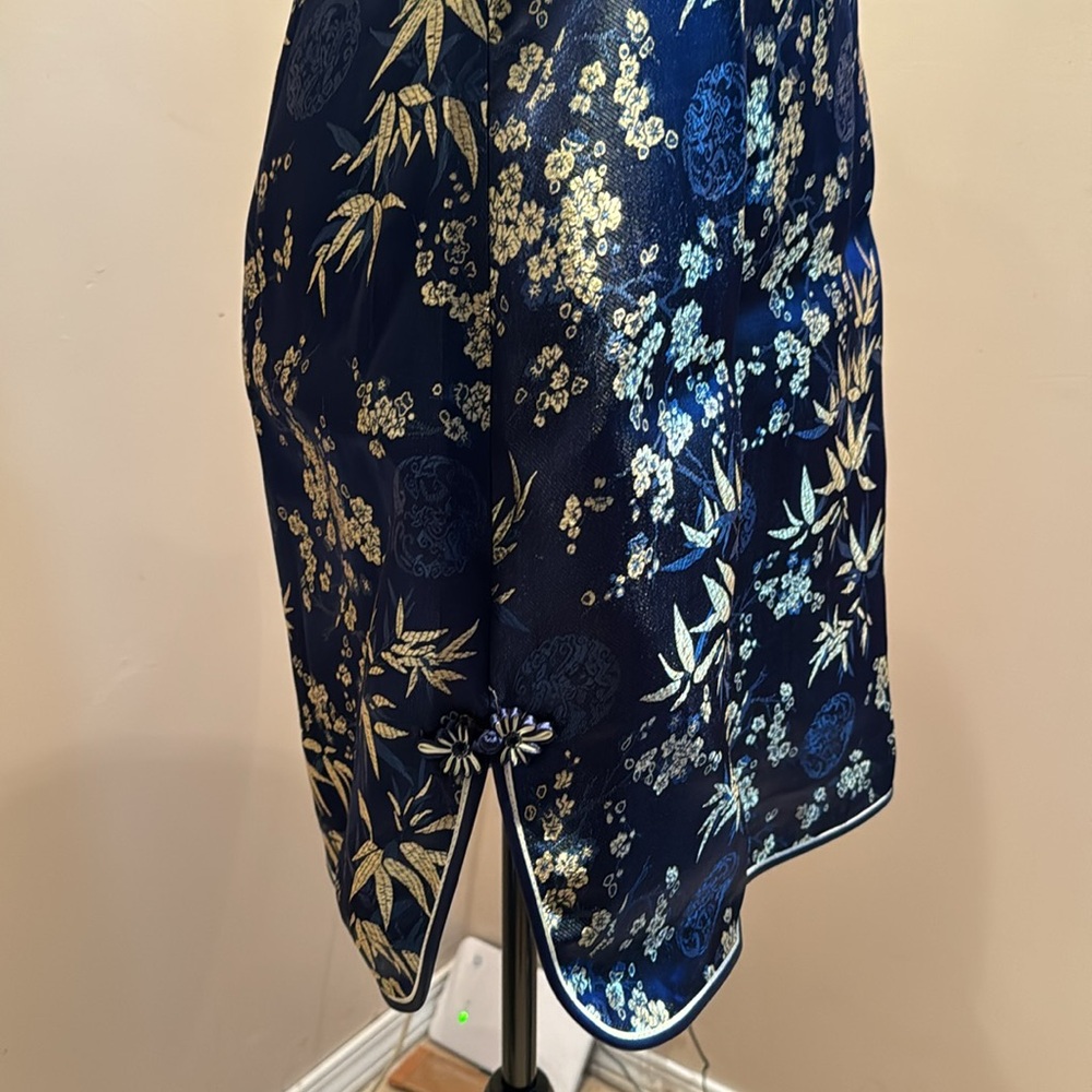 Geisha Women’s Dress - image 3
